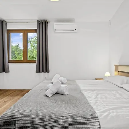 Milva In Radmani - Haus Fuer 6 Personen Villa Porec
